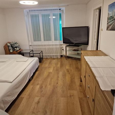 Bastis Central Guesthouse Lucerne City Buitenkant foto