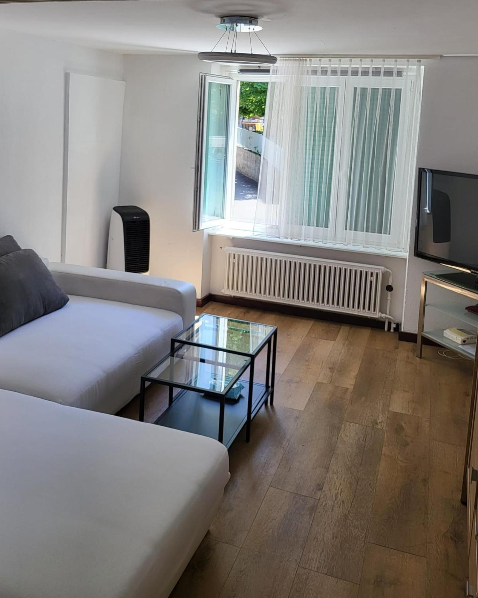 Bastis Central Guesthouse Lucerne City Buitenkant foto